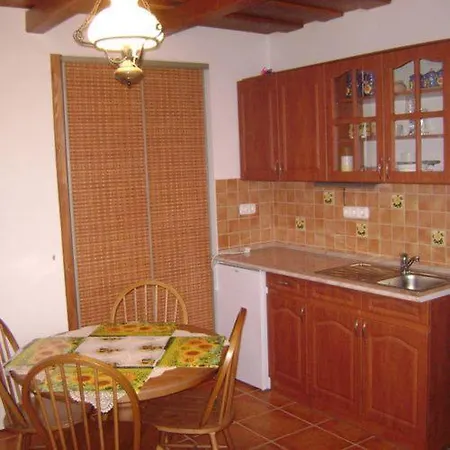 Pasztor Family Vendeghaz Holiday home Poroszlo