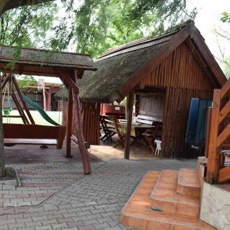 Pasztor Family Vendeghaz Holiday home *