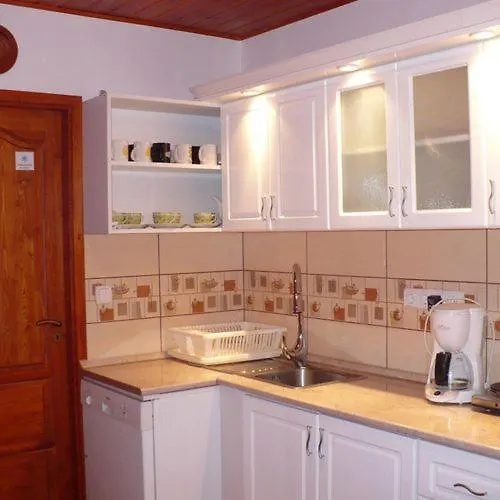 펜션 Pasztor Family Vendeghaz