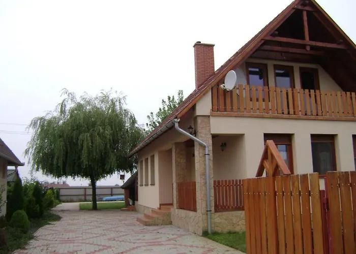 Pasztor Family Vendeghaz