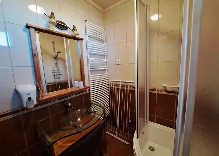 Pasztor Family Vendeghaz * Poroszló