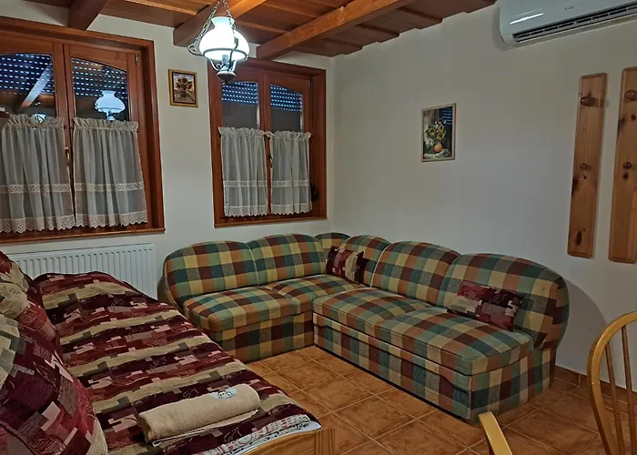 Pasztor Family Vendeghaz 펜션 Poroszló